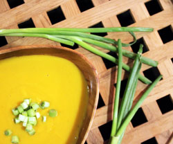 Gulerods-karry suppe opskrift