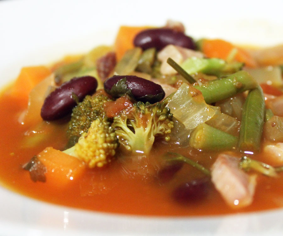 Minestrone suppe opskrift