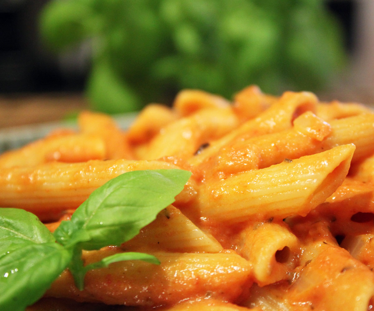 Penne i cremet rosa sauce